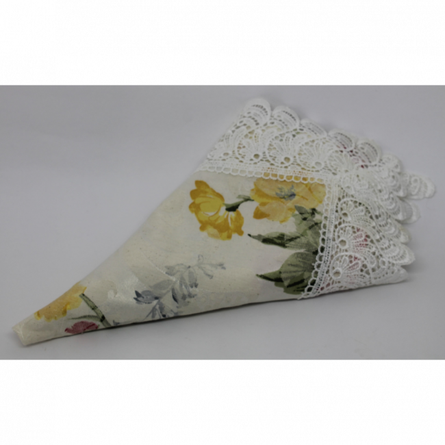 Guardanapo Floral com Renda