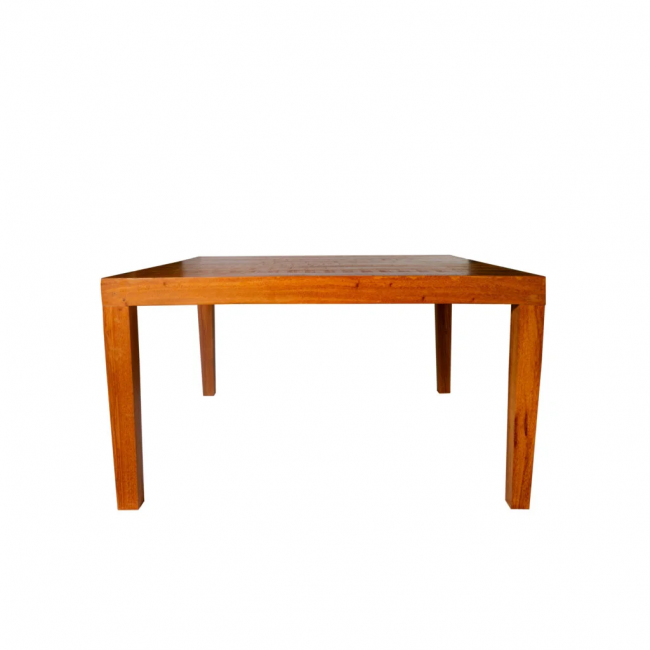 MESA QUADRADA ESMERALDA