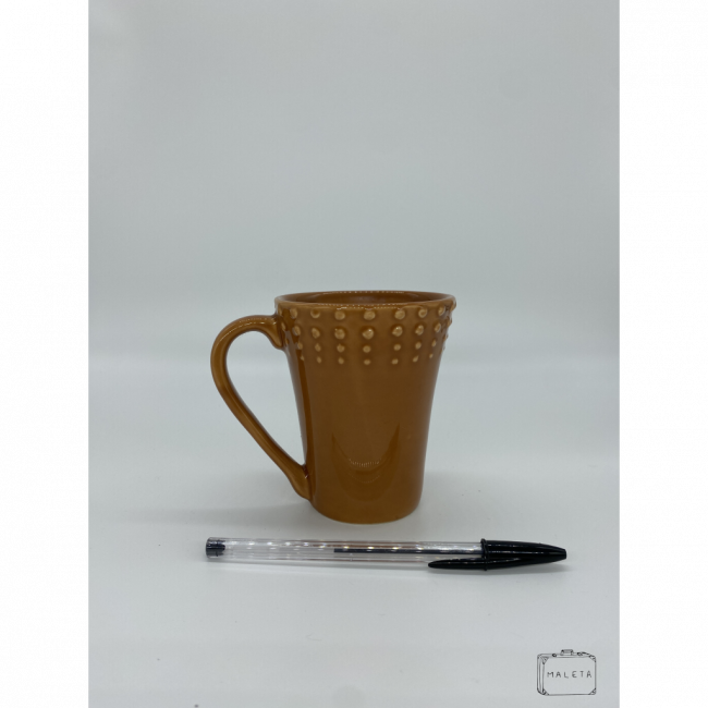 CANECA MARROM COM TEXTURA