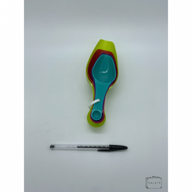 MEDIDOR XÍCARA E COLHER PLÁSTICO COLORIDO