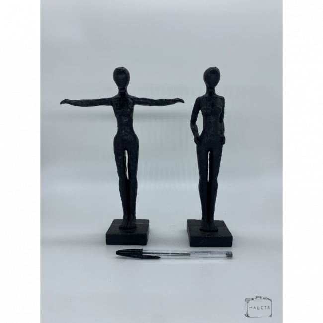 ESTÁTUA CORPO PRETA