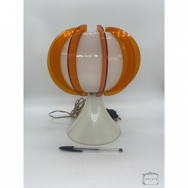 LUMINÁRIA BRANCA (BOJUDA) ACRÍLICOS LARANJA