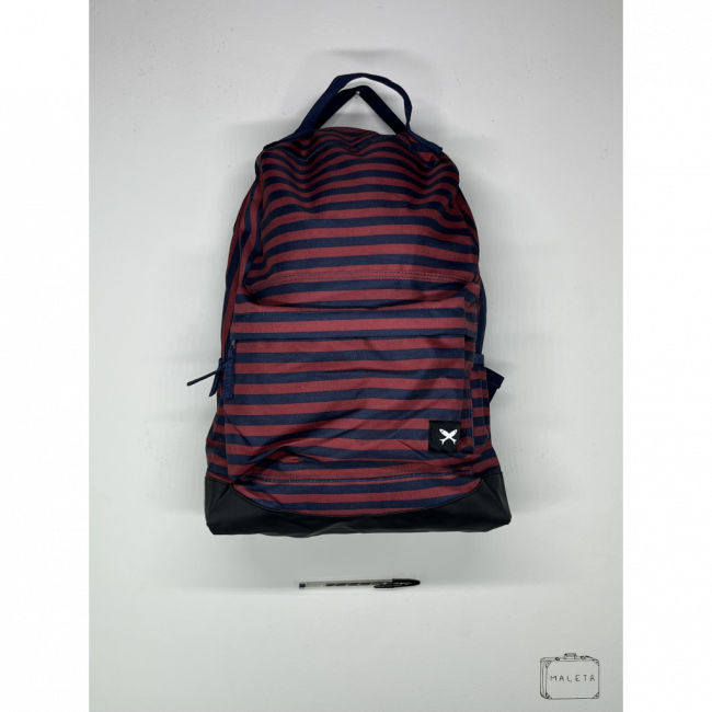 MOCHILA AZUL E VERMELHA LISTRAS HORIZONTAIS