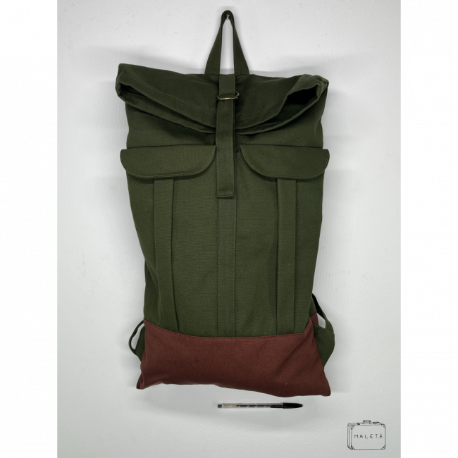 MOCHILA VERDE MILITAR TECIDO DETALHE INFERIOR MARROM