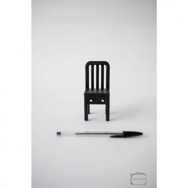 CADEIRA DECORATIVA ENCOSTO RIPADO POLIPROPILENO