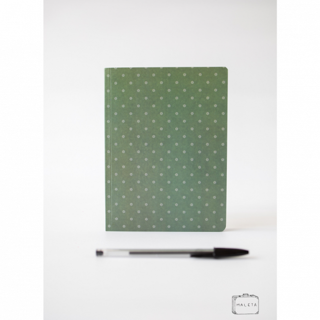 CADERNO TAMANHO A5 CAPA COM ESPIRAL VERDE ESTAMPA MARGARIDAS BRANCAS