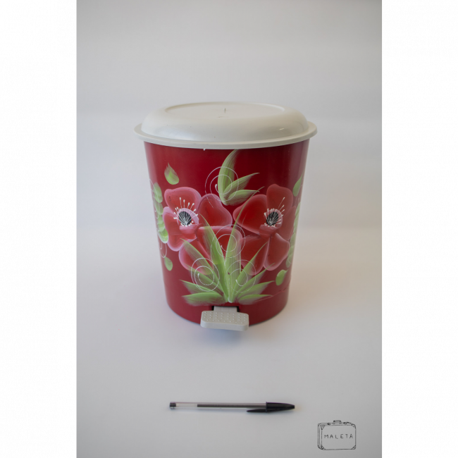 LIXEIRA DE COZINHA VERMELHA COM ESTAMPA DE FLORES