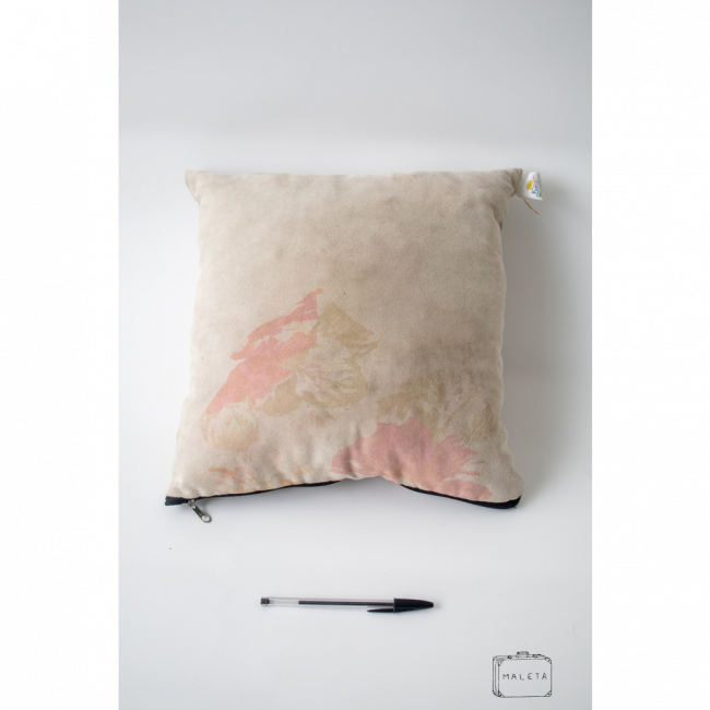 ALMOFADA BEGE COM FOLHAGEM ROSA - 42X42