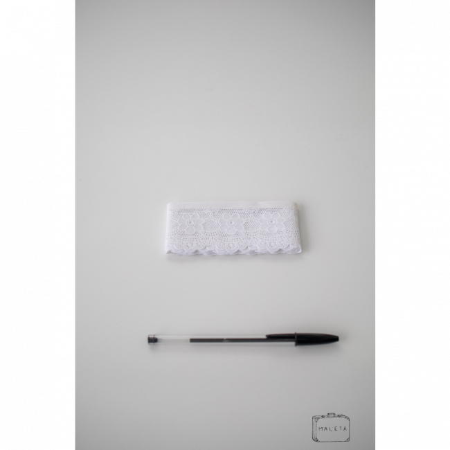 FITA AUTOCOLANTE DE RENDA