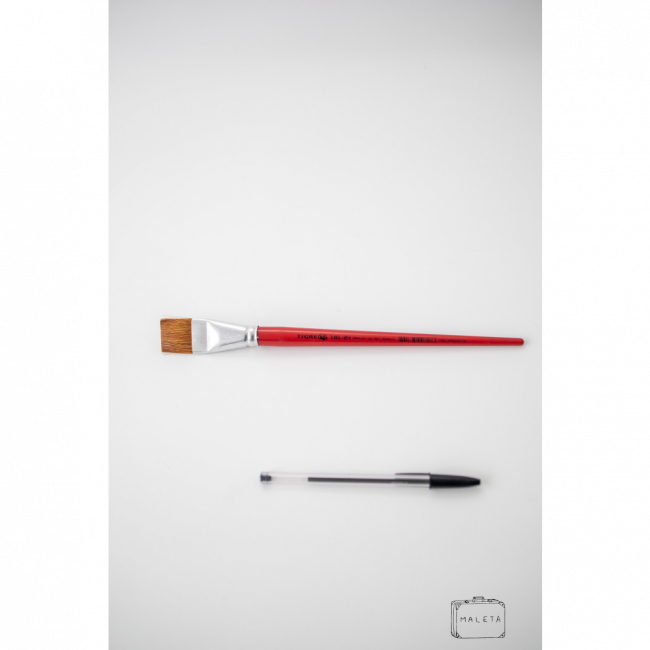 PINCEL DE PINTURA CABO VERMELHO - Nº24