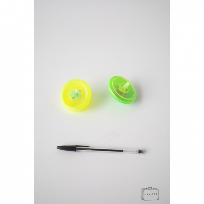 PEÃO PLÁSTICO (VERDE E AMARELO)