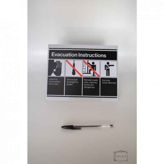 PLACA PVC PRETA E BRANCA COM IMAGENS E ESCRITA EM INGLÊS