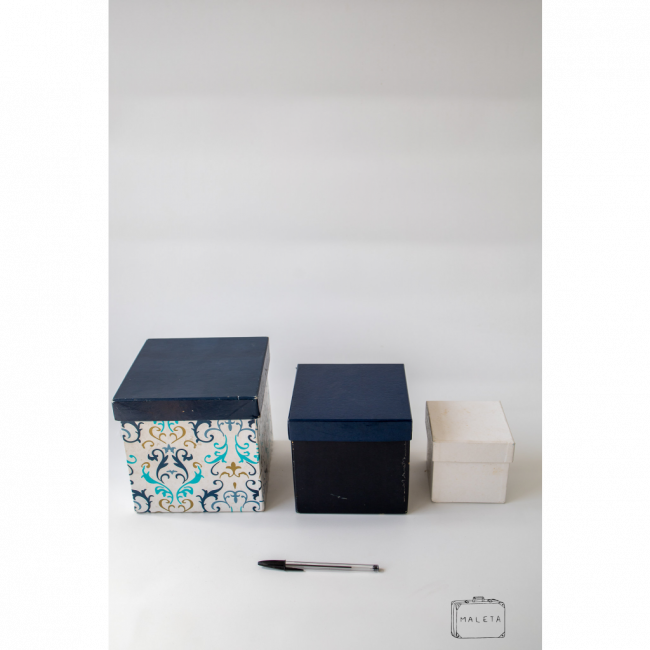 CONJUNTO CAIXAS DE PAPEL TONS DE AZUL - PEQUENA, MÉDIA E GRANDE