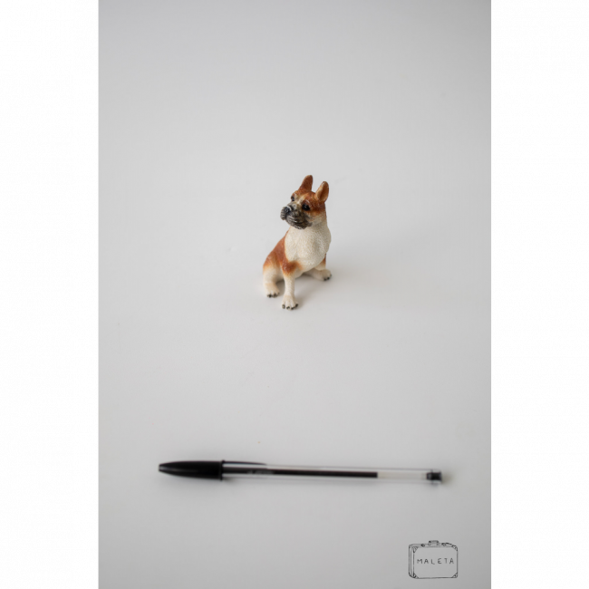 CACHORRO BULLDOG AMERICANO CERÂMICA PEQUENO