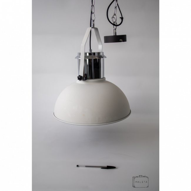 LUMINÁRIA PENDENTE OFF-WHITE DETALHE CORRENTE - D0,38