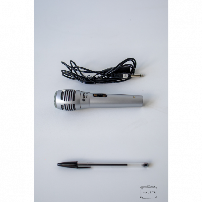 MICROFONE PRATEADO COM FIO ABSOLUT SOUND
