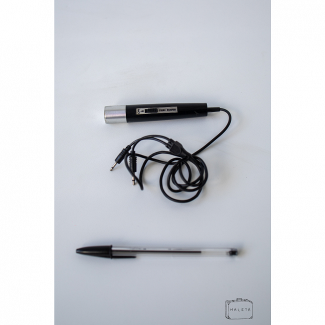 MICROFONE PRETO COM FIO - PEQUENO