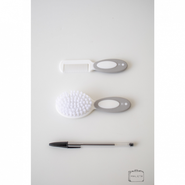 KIT ESCOVA + PENTE INFANTIL BRANCO COM CINZA