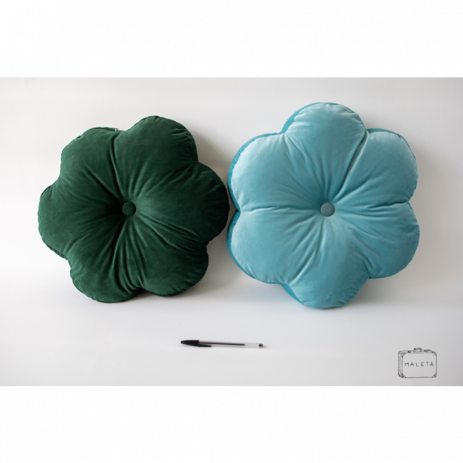 ALMOFADA SUEDE FLOR (AZUL E VERDE)