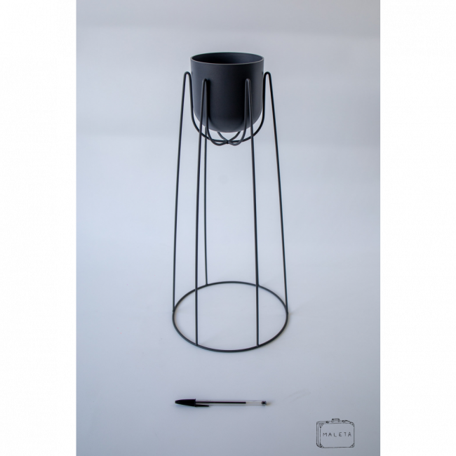 CACHEPÔ COM BASE ARAMADA CINZA