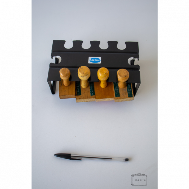 SUPORTE PARA CARIMBO RETANGULAR METAL PRETO