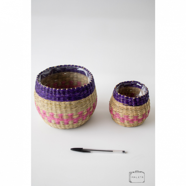 CONJUNTO DE CACHEPÔ FIBRA LILÁS E ROSA - 2 PEÇAS