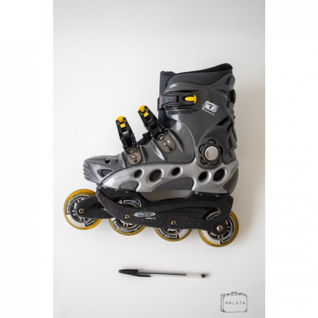 PATINS PRETO