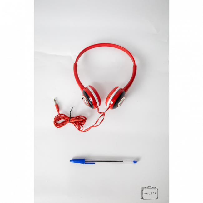 HEADPHONE COM FIO VERMELHO