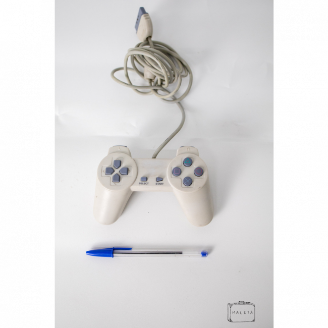 CONTROLE DE VÍDEO GAME CINZA