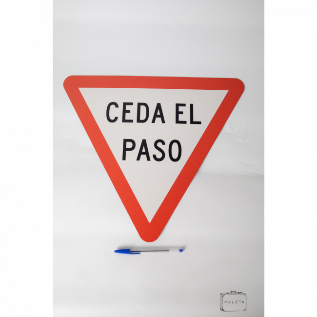 PLACA PVC TRIANGULAR \
