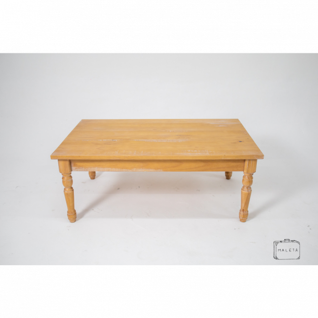 MESA DE CENTRO MADEIRA PÉ ENTALHADO – L0,90XP0,56XA0,36