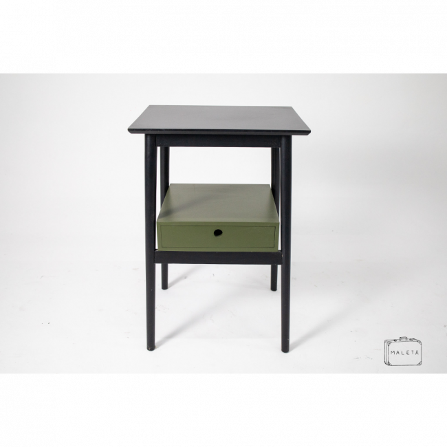 MESA DE LATERAL PRETA GAVETA VERDE MUSGO – L0,48XP0,39XA0,72