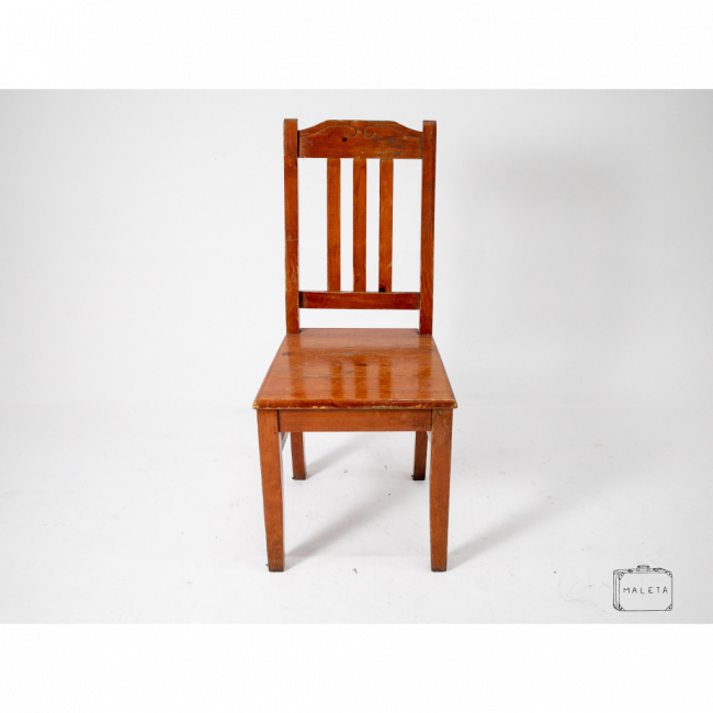 CADEIRA MADEIRA SIMPLES ENCOSTO RIPADO – L0,43XP0,44XA0,98