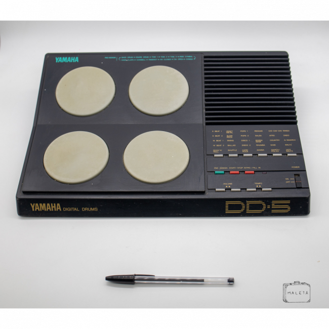 MESA DJ YAMAHA