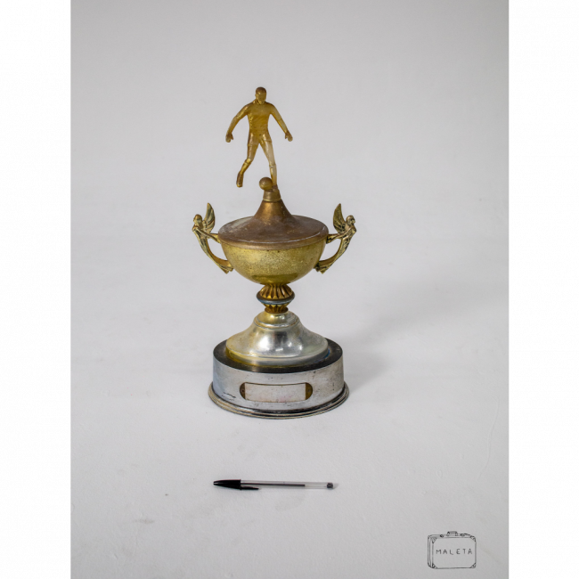 TROFÉU BAIXO JOGADOR DE FUTEBOL – A0,50