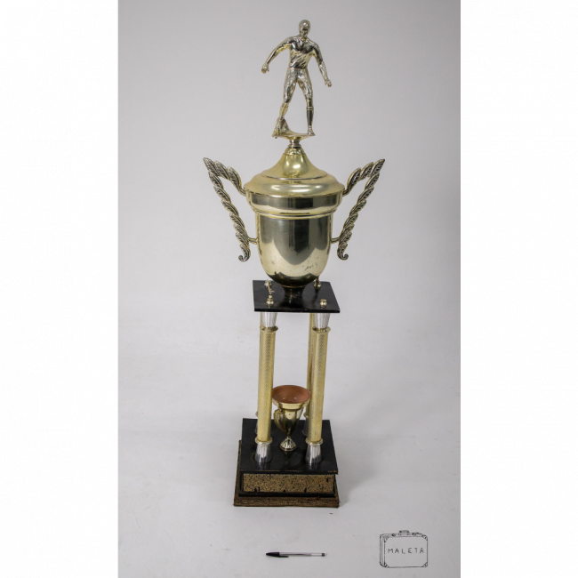 TROFÉU DOURADO JOGADOR DE FUTEBOL – A1,30