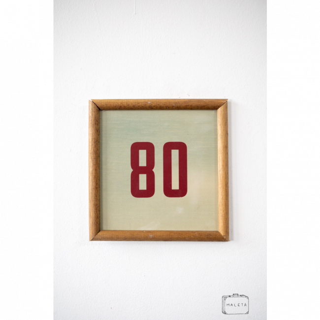 QUADRO 8/80 – 25X25