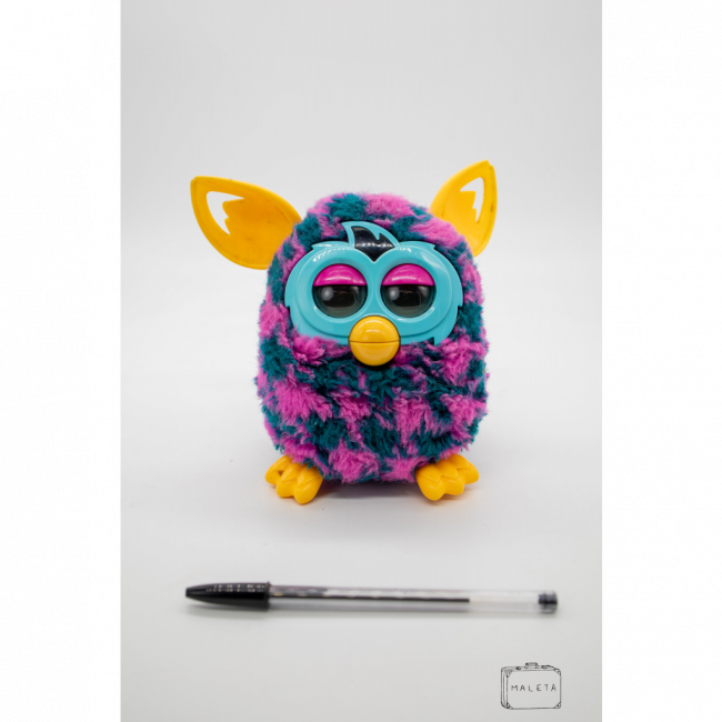 FURBY VERDE COM ROSA ORELHA LARANJA