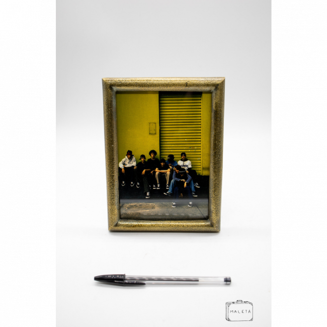 PORTA RETRATO DOURADO