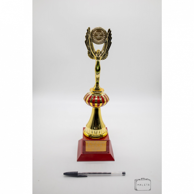 TROFÉU VERMELHO COM DOURADO