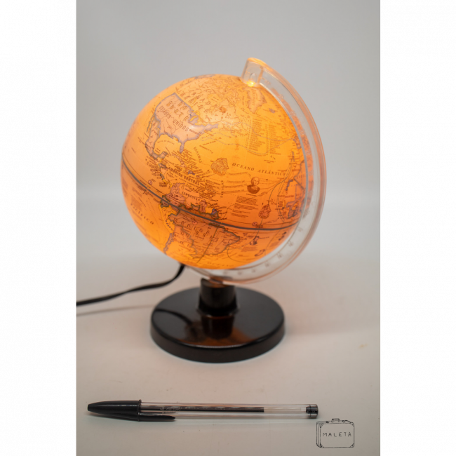 LUMINÁRIA DE MESA GLOBO TERRESTRE