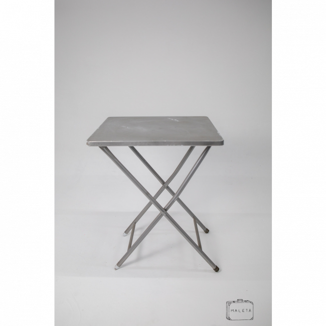 MESA DE FERRO PRATA QUADRADA - L0,58XC0,58XA0,70