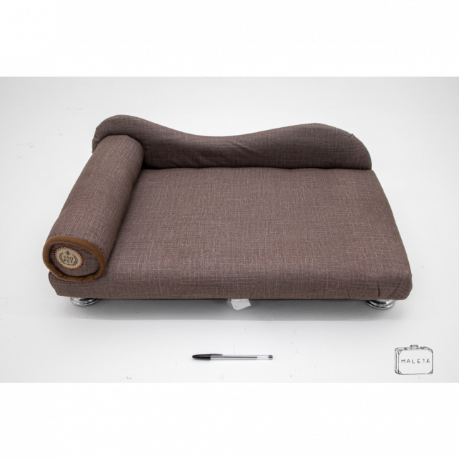 CAMA DE GATO MARROM COM PÉZINHO