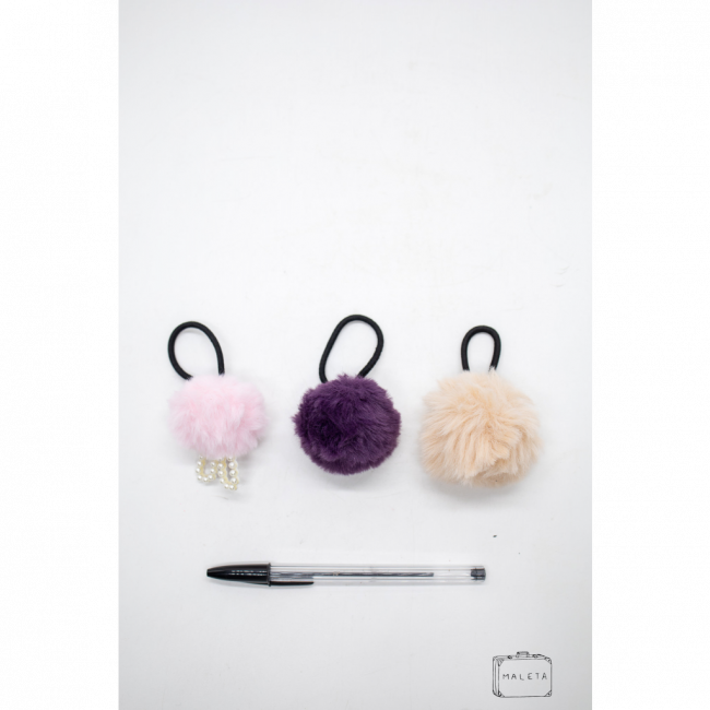 XUXINHAS COM POMPONS