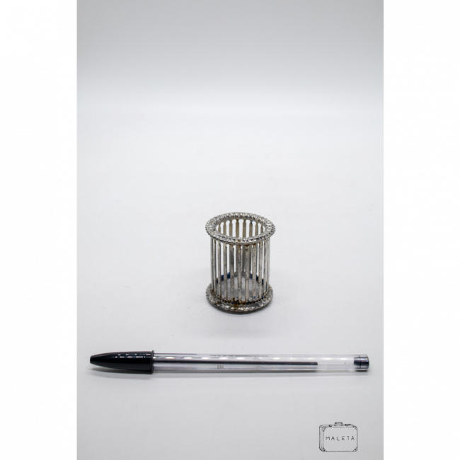 CASTIÇAL DE METAL ARAMADO CROMADO