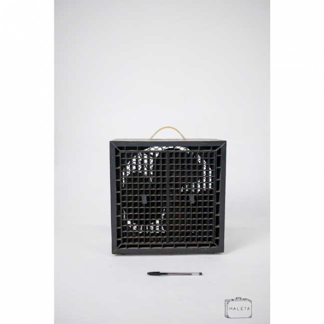 VENTILADOR DE CHÃO QUADRADO CINZA/PRETO