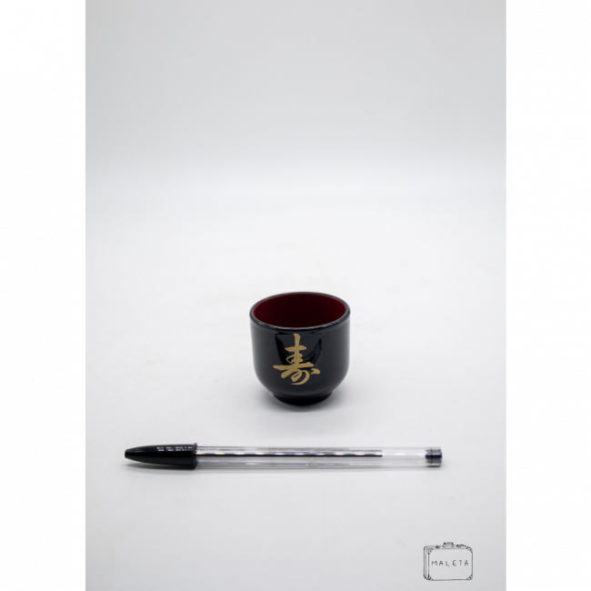 COPO JAPONÊS PRETO INTERIOR VERMELHO DETALHE DOURADO PEQUENO