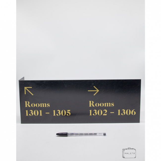 PLACA PVC PRETA \