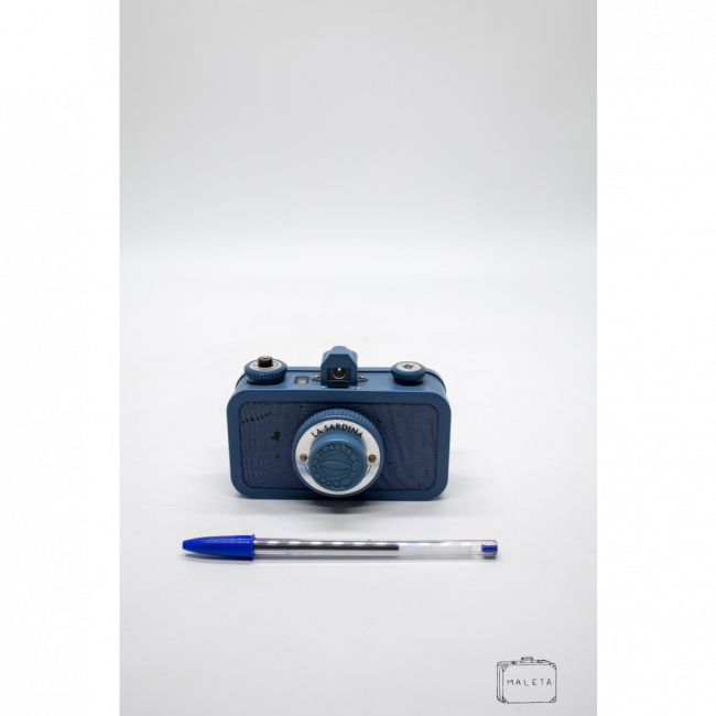 CÂMERA FOTOGRÁFICA LA SARDINA AZUL