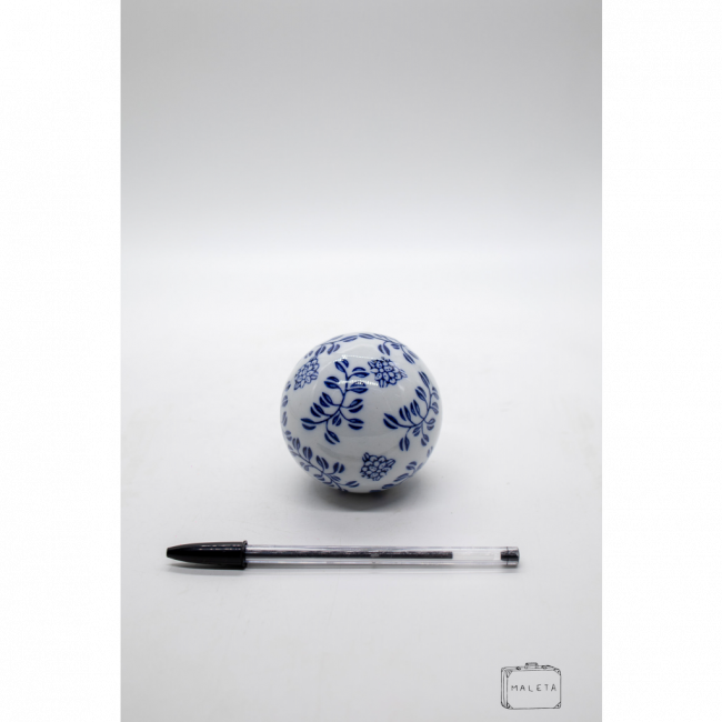 BOLA DECORAÇÃO CERÂMICA BRANCA ESTAMPA RAMOS AZUL